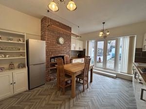 Photo 6- click for photo gallery